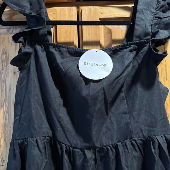 SHEIN super cute ruffle dress black spring ready - Picture 3 of 6